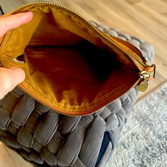 MCM clutch in perfect condition just a few inside stains - Picture 2 of 3